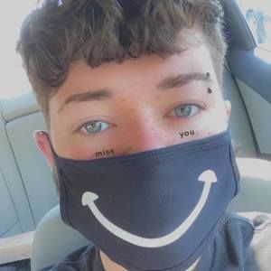 Meet your Posher, Lee